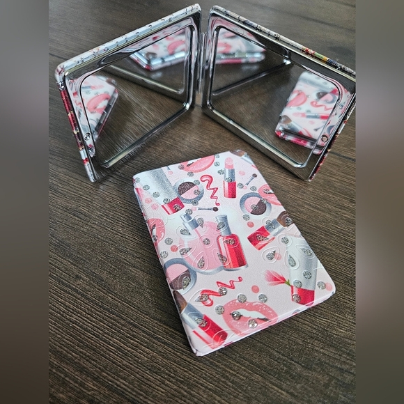 NEW 🔴 Colorful Double-Sided Compact Mirrors - Picture 3 of 13